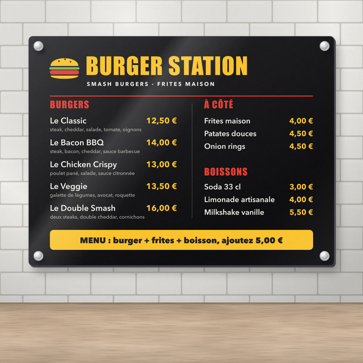 Menu mural en plexiglas de 80 x 60 cm fixé sur entretoises au-dessus du comptoir du restaurant de burgers fictif Burger Station